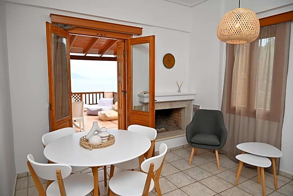 Nereides Seaside Apartments