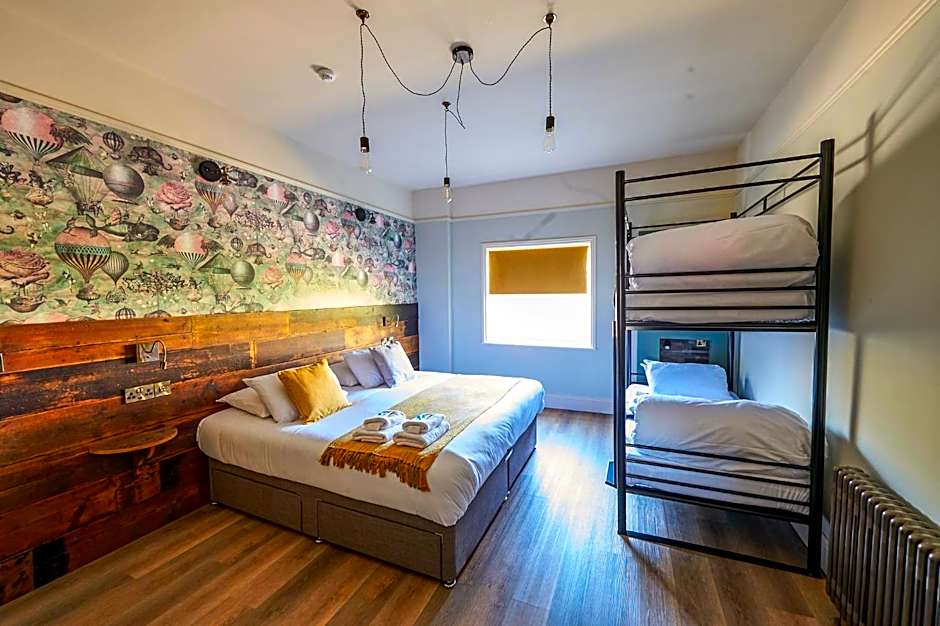 The White Horse Hotel