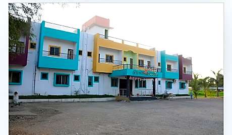 Hotel Ganpati and Lodging 