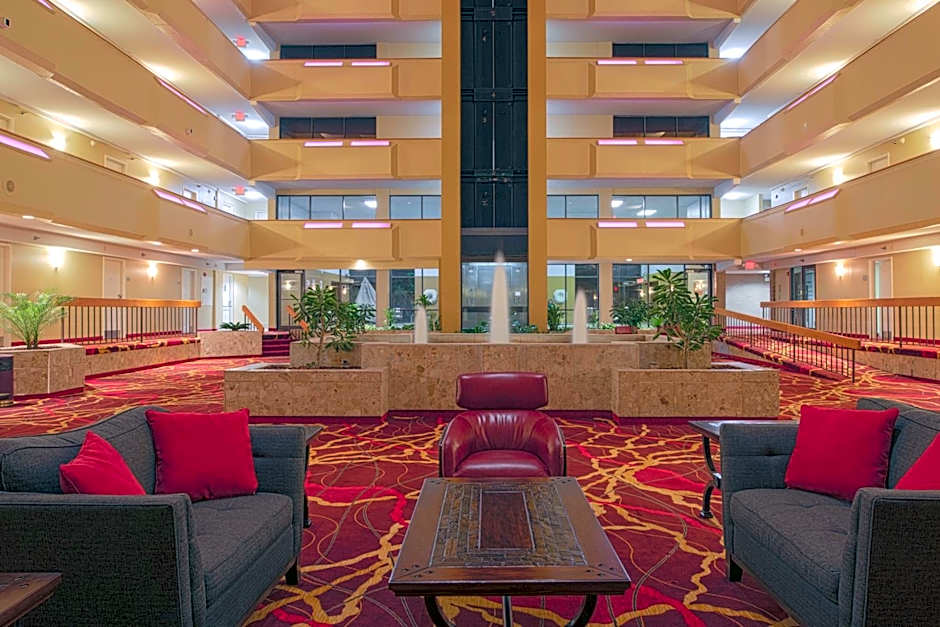 MCM Elegante Hotel & Suites Lubbock