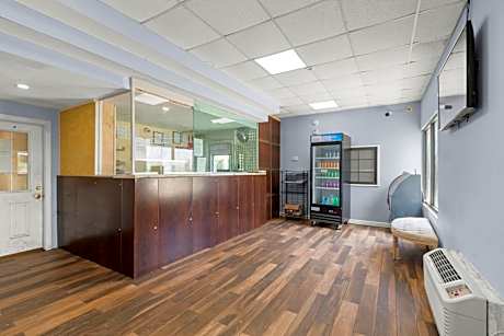 Travel Inn & Suites