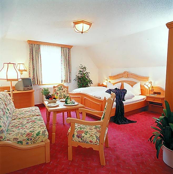 Hotel - Gasthof Spessarttor & Hotel Bergwiesen - Zimmer mit Balkon