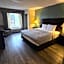 Copley Inn & Suites, Copley - Akron