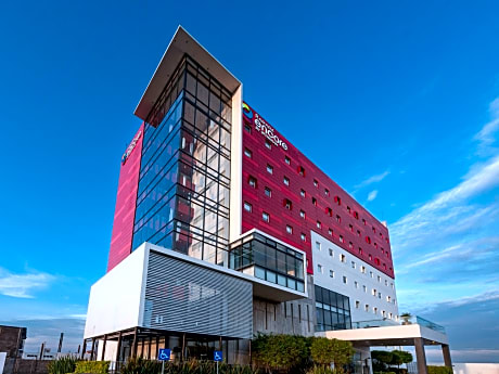 Ramada Encore Queretaro