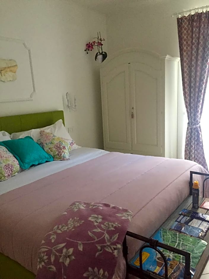 Sorrento Penthouse Suites