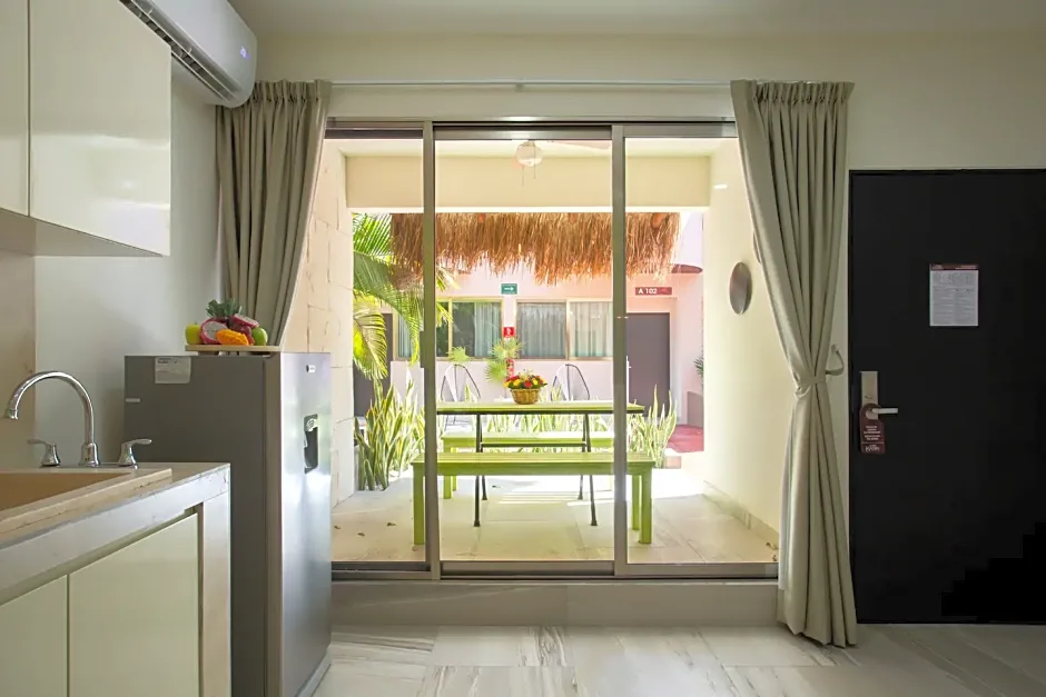Casa Kaoba Hotel & Suites