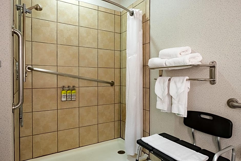 Holiday Inn Express Hotel & Suites Evanston By IHG