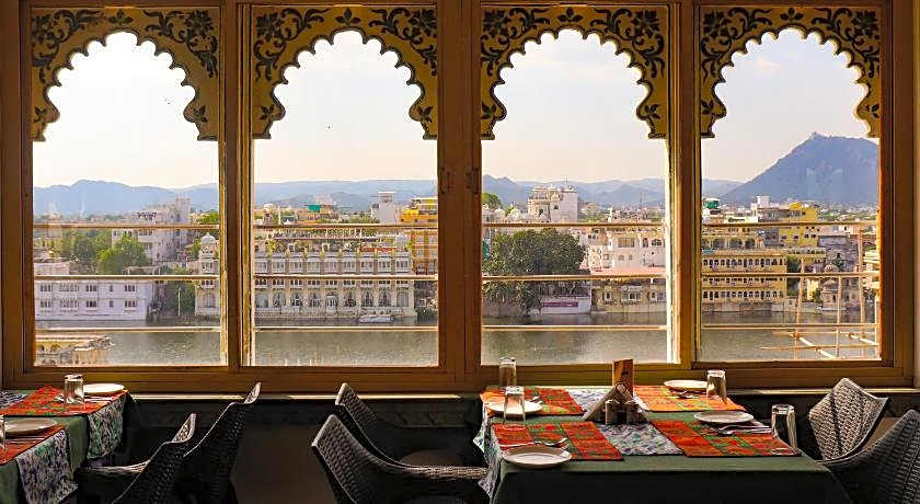 Mewar Haveli A Traditional Hotel