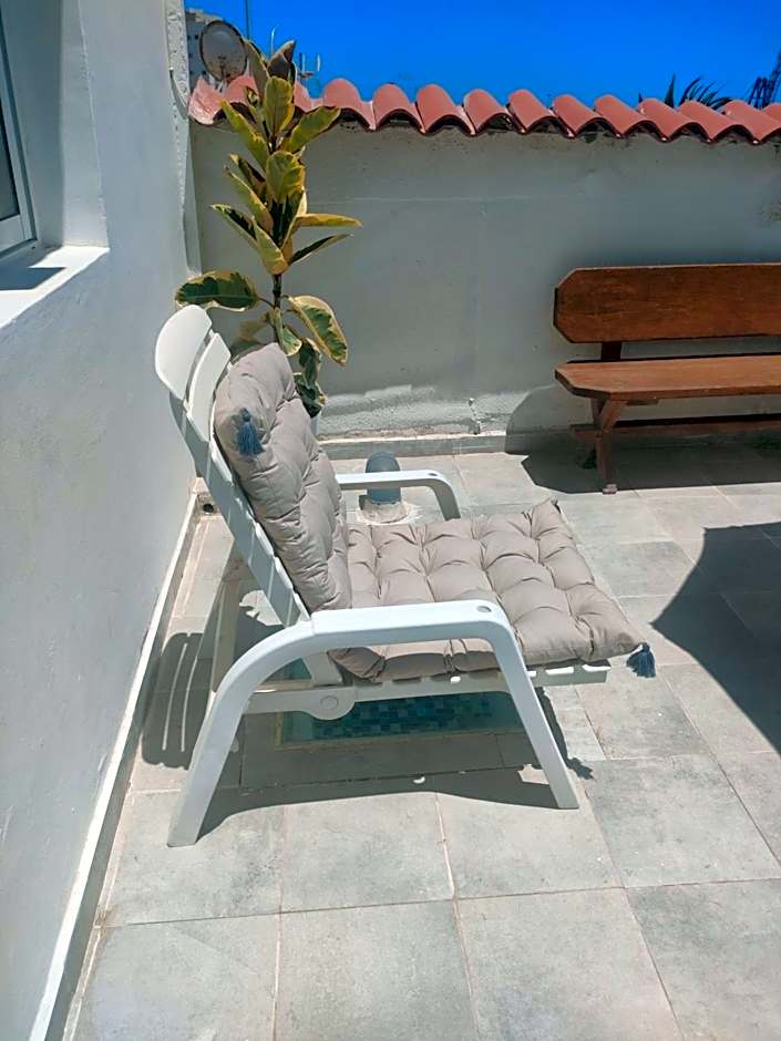 Alba 2 apartamento y Alba 3 habitación con baño