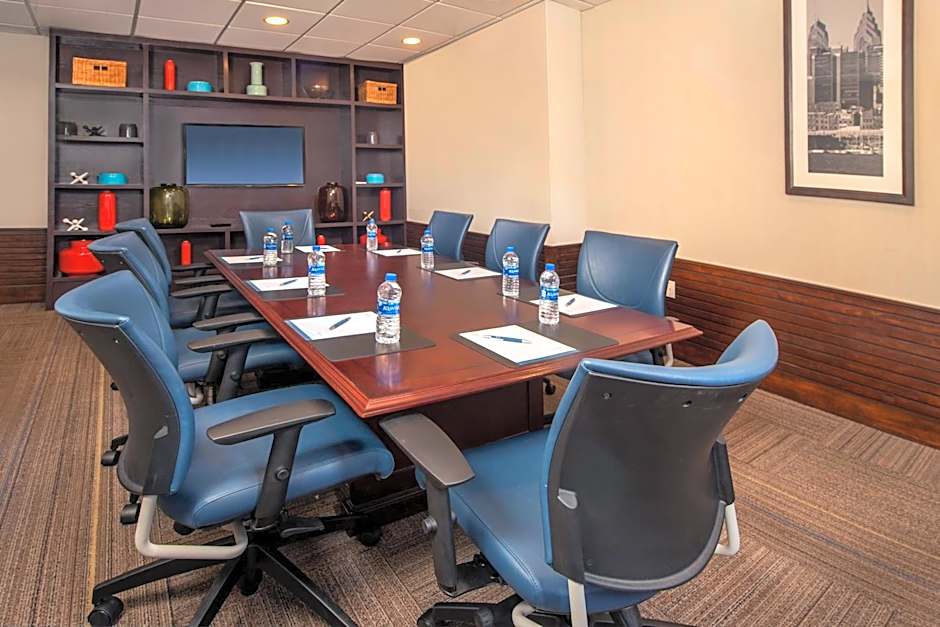 Four Points By Sheraton Philadelphia City Center