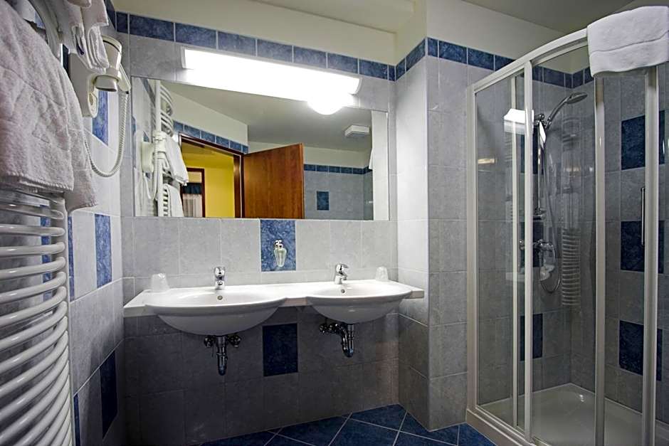 Benczur Hotel