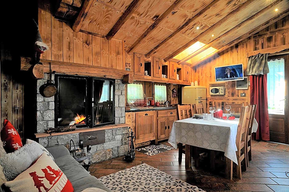 Aparthotel Foyer d'antan SUITE con caminetto hammam o vasca idromassaggio