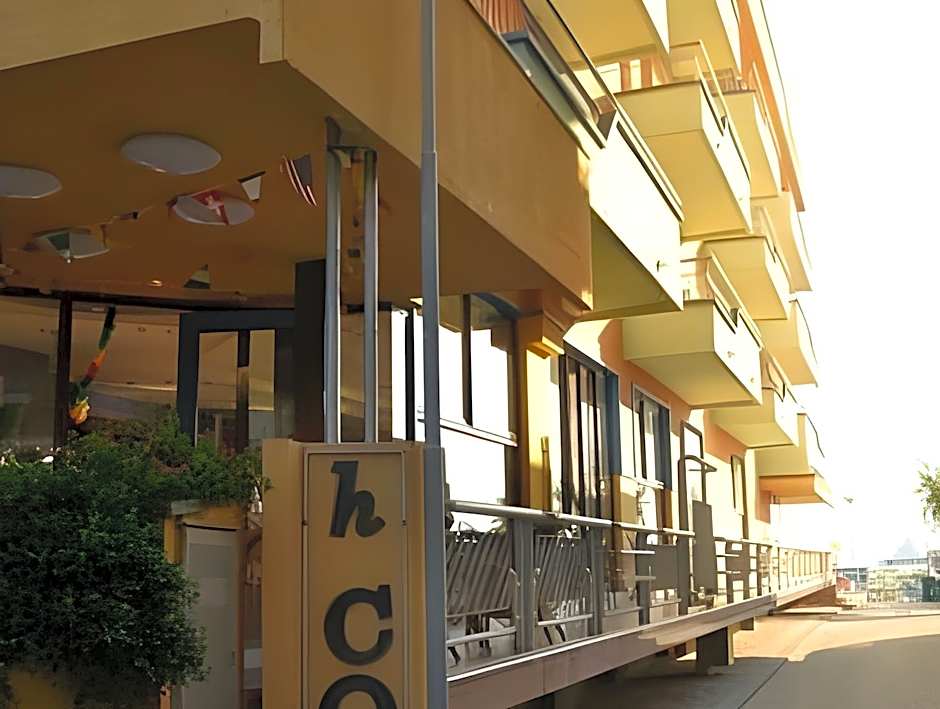 Hotel Cola Frontemare