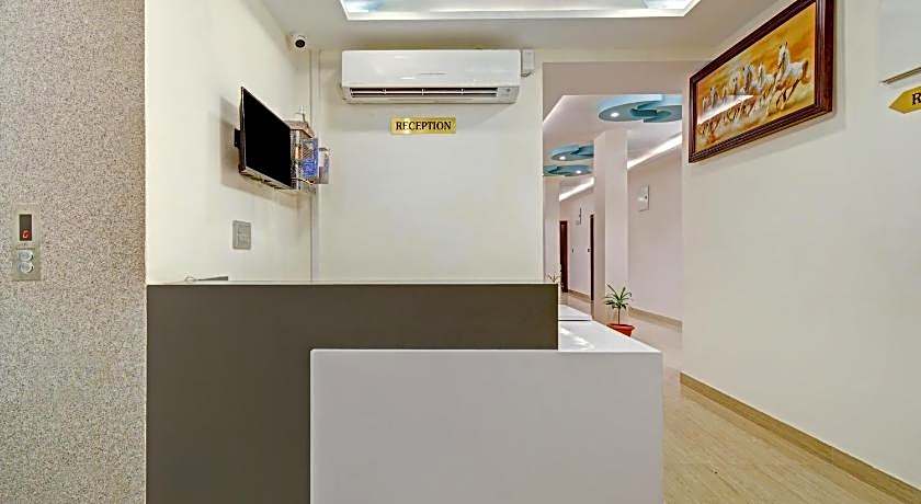 Treebo Paras Raj Near City Palace