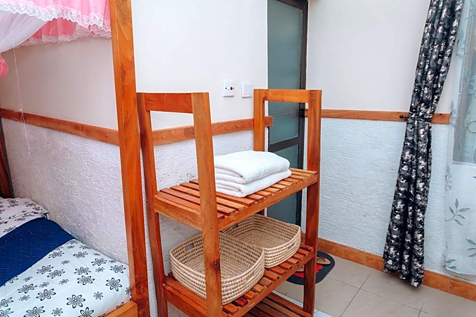Arusha Giraffe Lodge