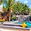 La Puerta Azul Beachfront - Adults Only