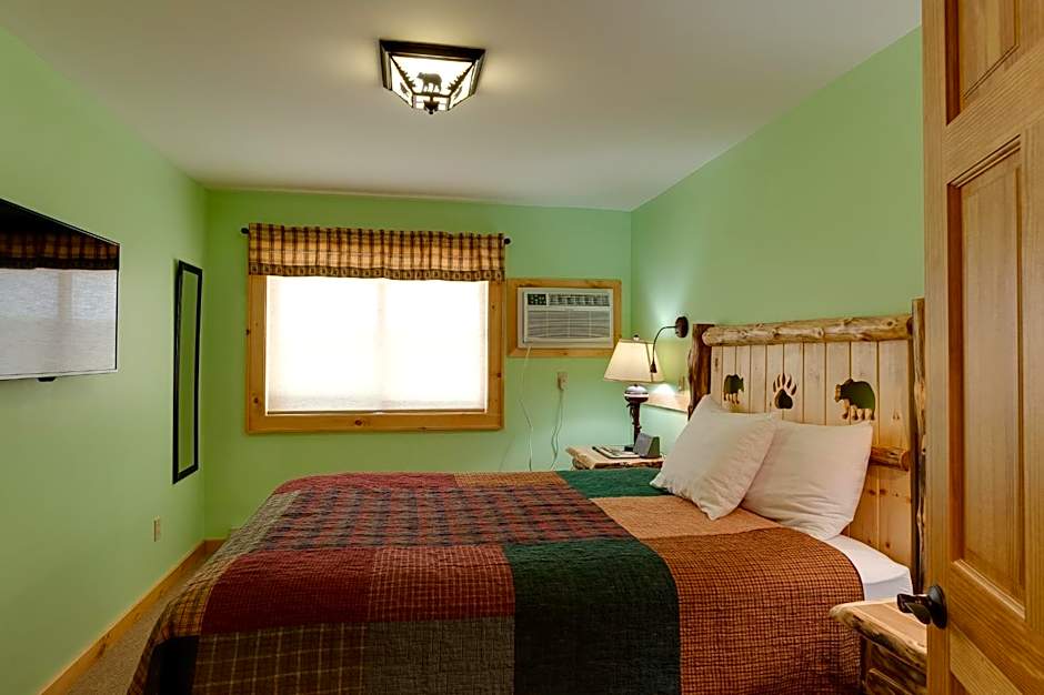Cobble Mountain Lodge