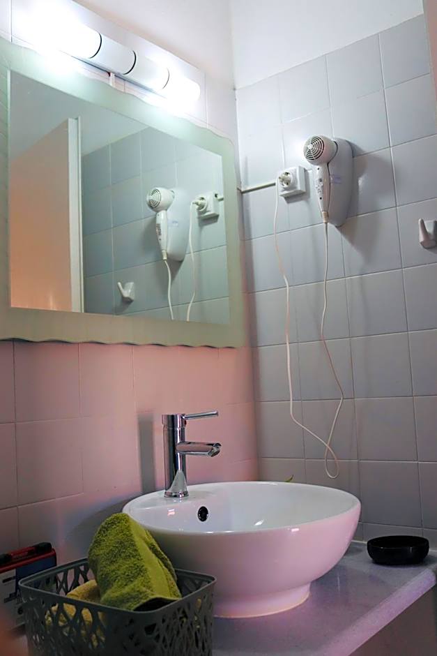 Elves Studios& Apartment's SIDARI