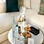 Petit Palace Suites Hotel