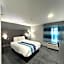 La Quinta Inn & Suites by Wyndham Indianapolis Airport Executive