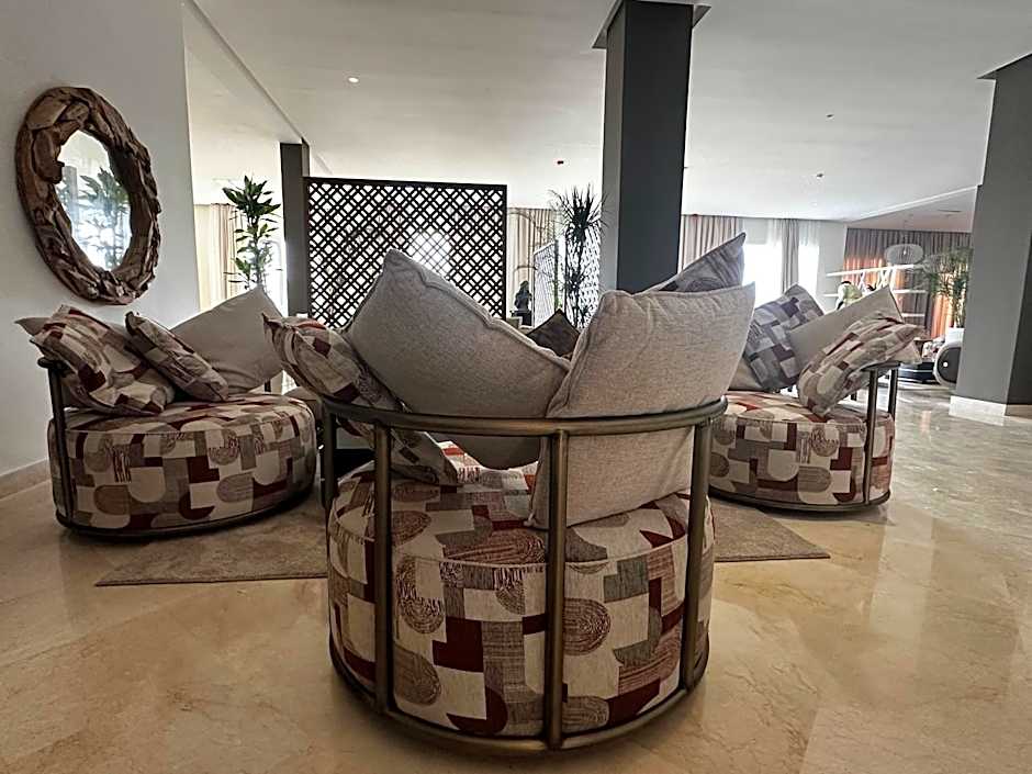 PLAYA DEL PACHA Suites Hotel
