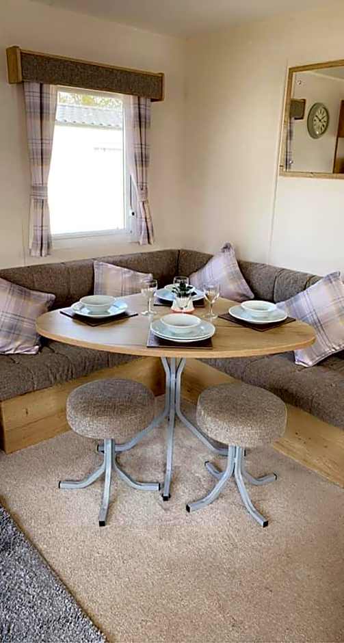 Lakeside East 16 - Haggerston Castle