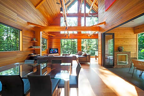 4-Bedroom Chalet