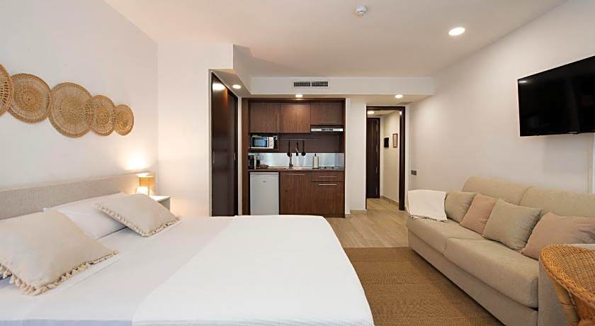 Ginosi Basics Centric Apartel