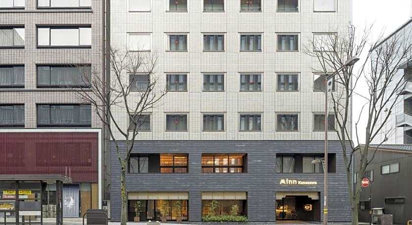 Minn Kanazawa