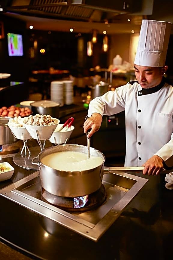 Narai Hotel (SHA Extra Plus)