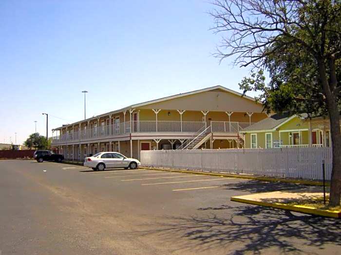 Victorian Inn Midland