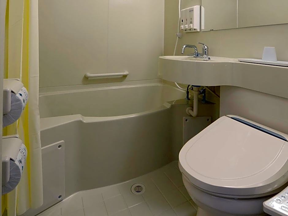 Toyoko Inn Shin-Shirakawa Ekimae