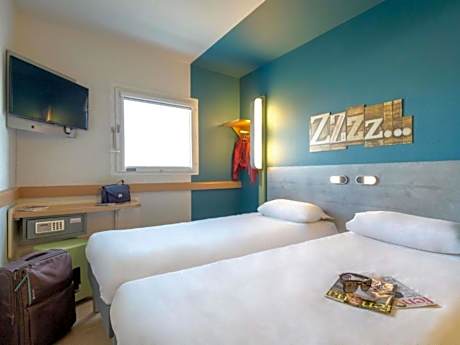 Double Room with Single Bed