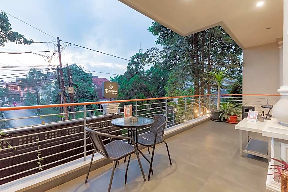 Urbanview Darmo Residence Bandung