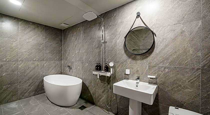 Dongducheon G7 Hotel