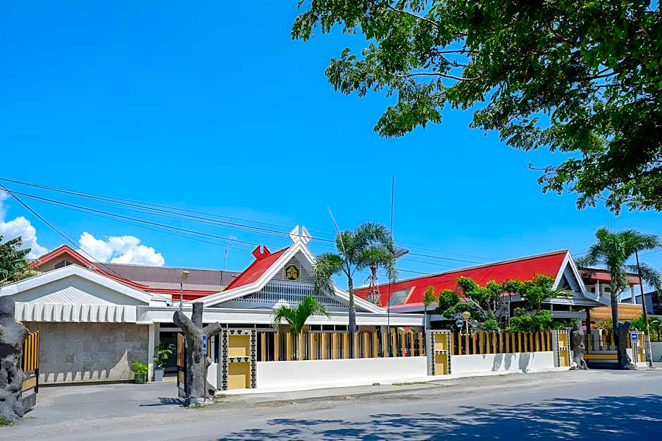 RedDoorz Plus Syariah @ Alam Raya Hotel