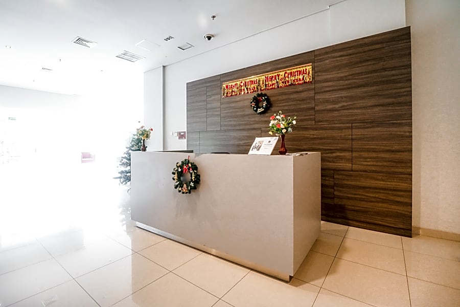 RedDoorz Apartment near Summarecon Mall Serpong