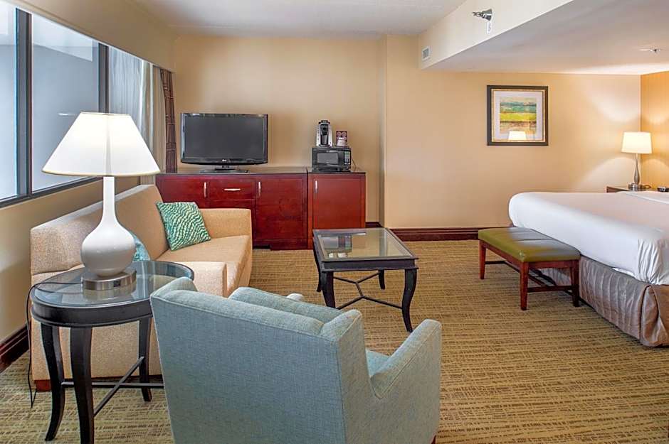 Crowne Plaza Hotel St. Louis Airport By IHG
