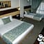 Mom Hotel