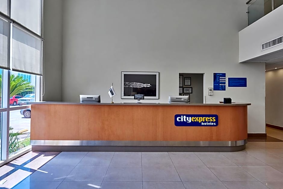 City Express by Marriott Mazatlán