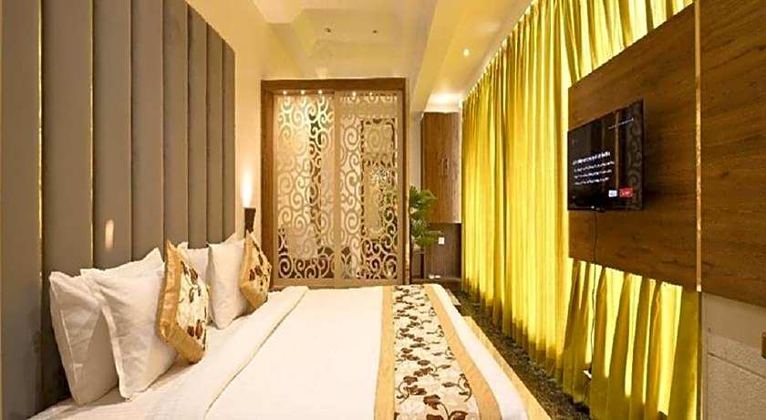 Hotel Avalon Palms Agra