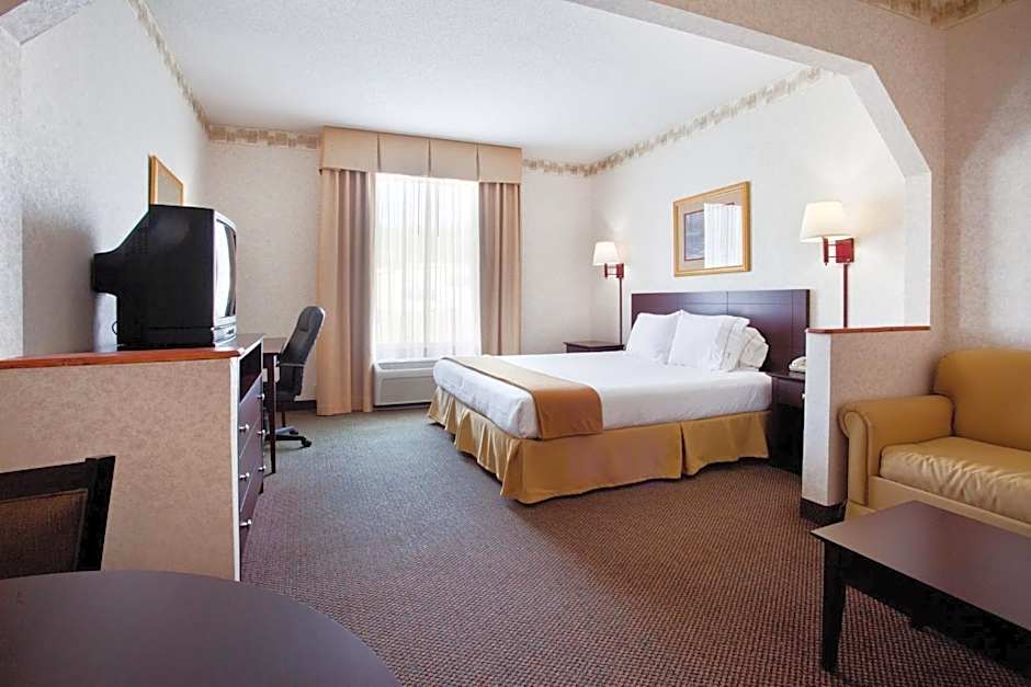 Holiday Inn Express Hotel & Suites Hiawassee By IHG