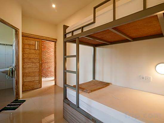 Kememai Hostel