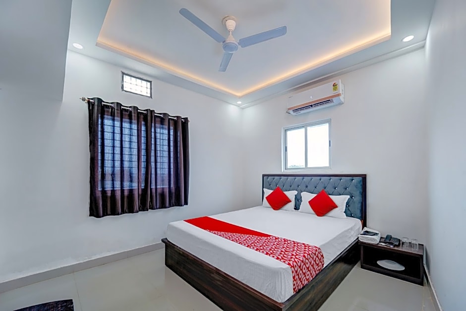 Super Hotel O White House