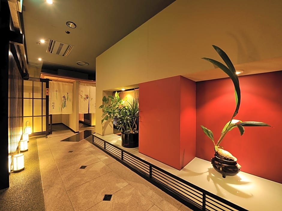 Ryoan Kazuki with Luxury Kyoto Collections KADEN