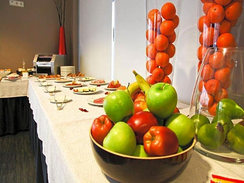 Eurostars Arenas de Pinto