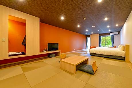 Japanese-Style Room
