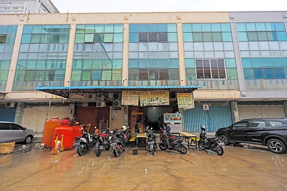 Hotel O Hasan House Syariah 2NearVihara Budhi Bhakti