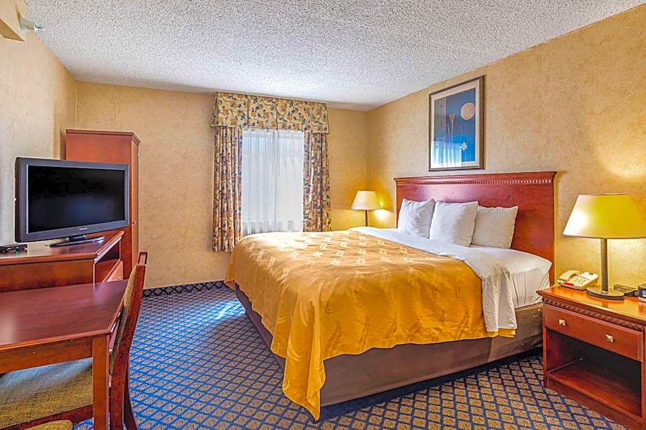 Quality Inn & Suites Coldwater