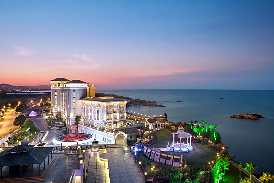 Merit Royal Premium Hotel Casino & SPA